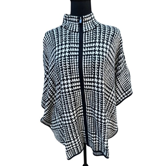 Jones New York Signature Houndstooth Black White Knit Poncho Zipper Closure S/M - Picture 1 of 10